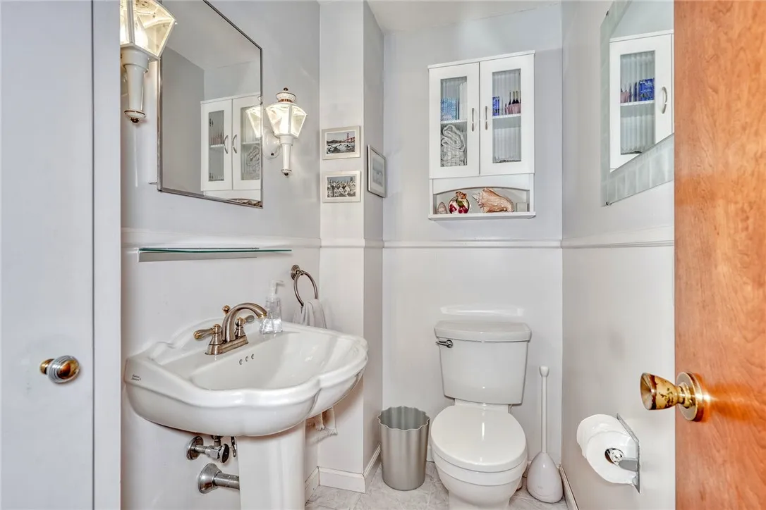 696 Summit Drive, Webster, New York 14580, Webster, New York 14580, 3 Bedrooms Bedrooms, 7 Rooms Rooms,1 BathroomBathrooms,Residential,Closed,696 Summit Drive, Webster, New York 14580,0,R1633428