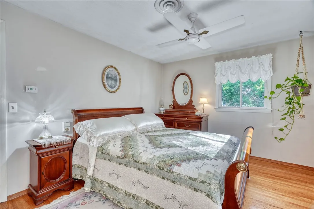696 Summit Drive, Webster, New York 14580, Webster, New York 14580, 3 Bedrooms Bedrooms, 7 Rooms Rooms,1 BathroomBathrooms,Residential,Closed,696 Summit Drive, Webster, New York 14580,0,R1633428