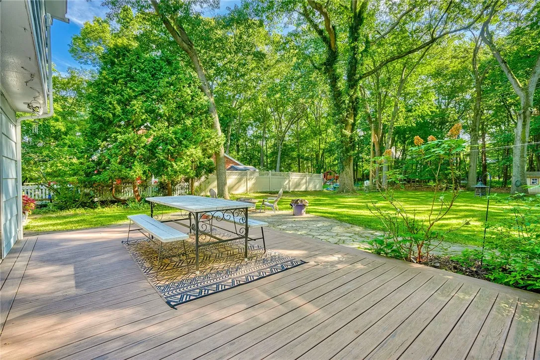 696 Summit Drive, Webster, New York 14580, Webster, New York 14580, 3 Bedrooms Bedrooms, 7 Rooms Rooms,1 BathroomBathrooms,Residential,Closed,696 Summit Drive, Webster, New York 14580,0,R1633428