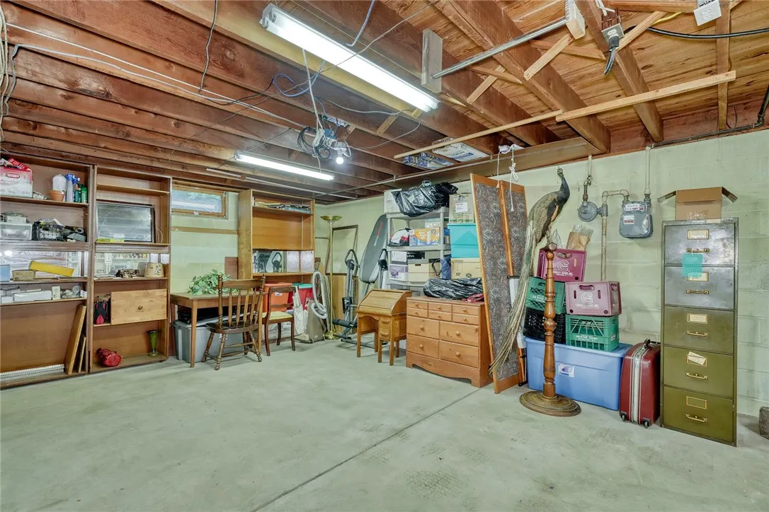 696 Summit Drive, Webster, New York 14580, Webster, New York 14580, 3 Bedrooms Bedrooms, 7 Rooms Rooms,1 BathroomBathrooms,Residential,Closed,696 Summit Drive, Webster, New York 14580,0,R1633428