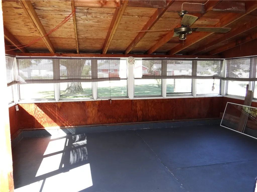 980 Pauline Avenue, Southport, New York 14871, Southport, New York 14871, 3 Bedrooms Bedrooms, 6 Rooms Rooms,1 BathroomBathrooms,Residential,For Sale,980 Pauline Avenue, Southport, New York 14871,0,R1635134