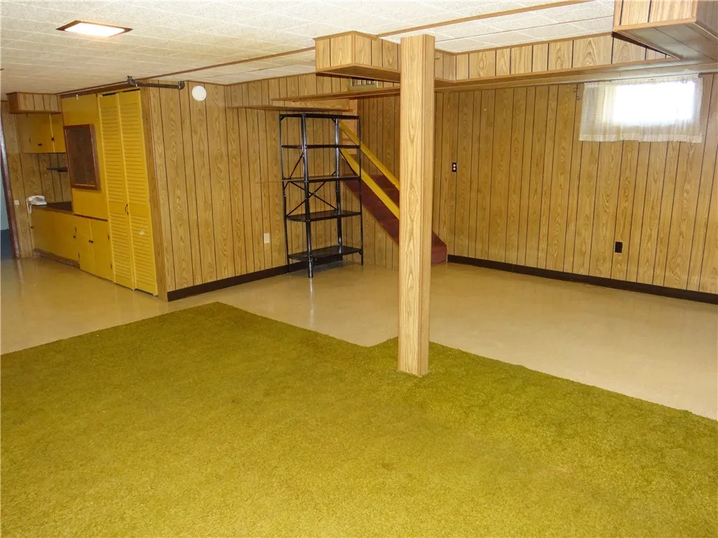 980 Pauline Avenue, Southport, New York 14871, Southport, New York 14871, 3 Bedrooms Bedrooms, 6 Rooms Rooms,1 BathroomBathrooms,Residential,For Sale,980 Pauline Avenue, Southport, New York 14871,0,R1635134