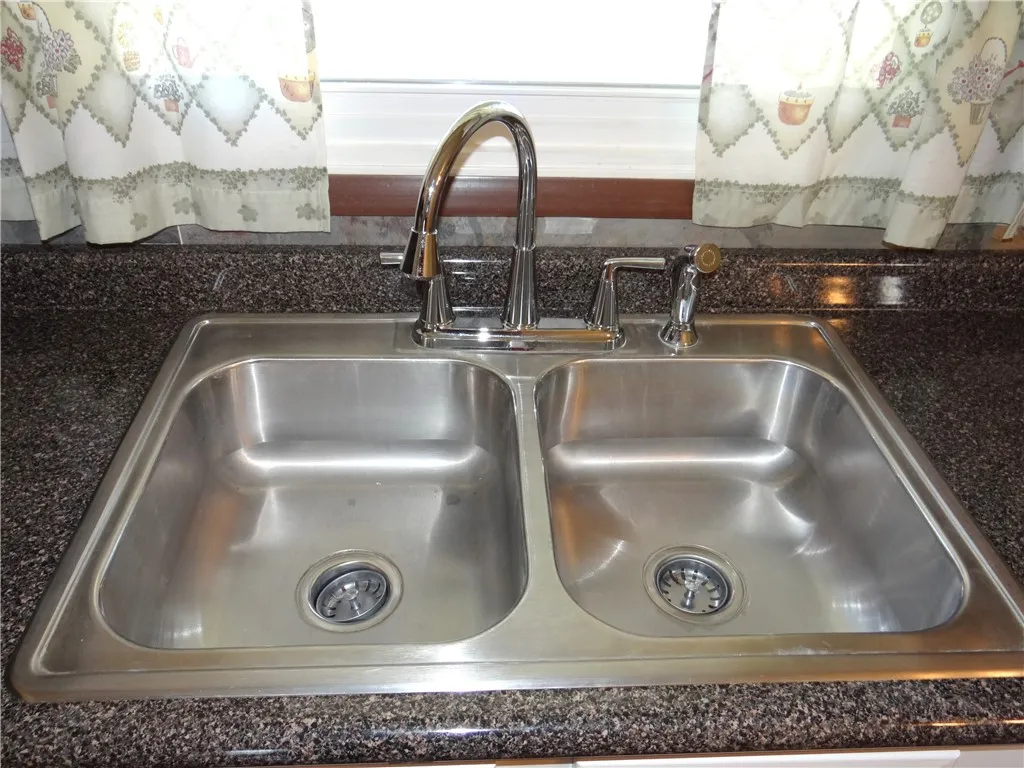 980 Pauline Avenue, Southport, New York 14871, Southport, New York 14871, 3 Bedrooms Bedrooms, 6 Rooms Rooms,1 BathroomBathrooms,Residential,For Sale,980 Pauline Avenue, Southport, New York 14871,0,R1635134