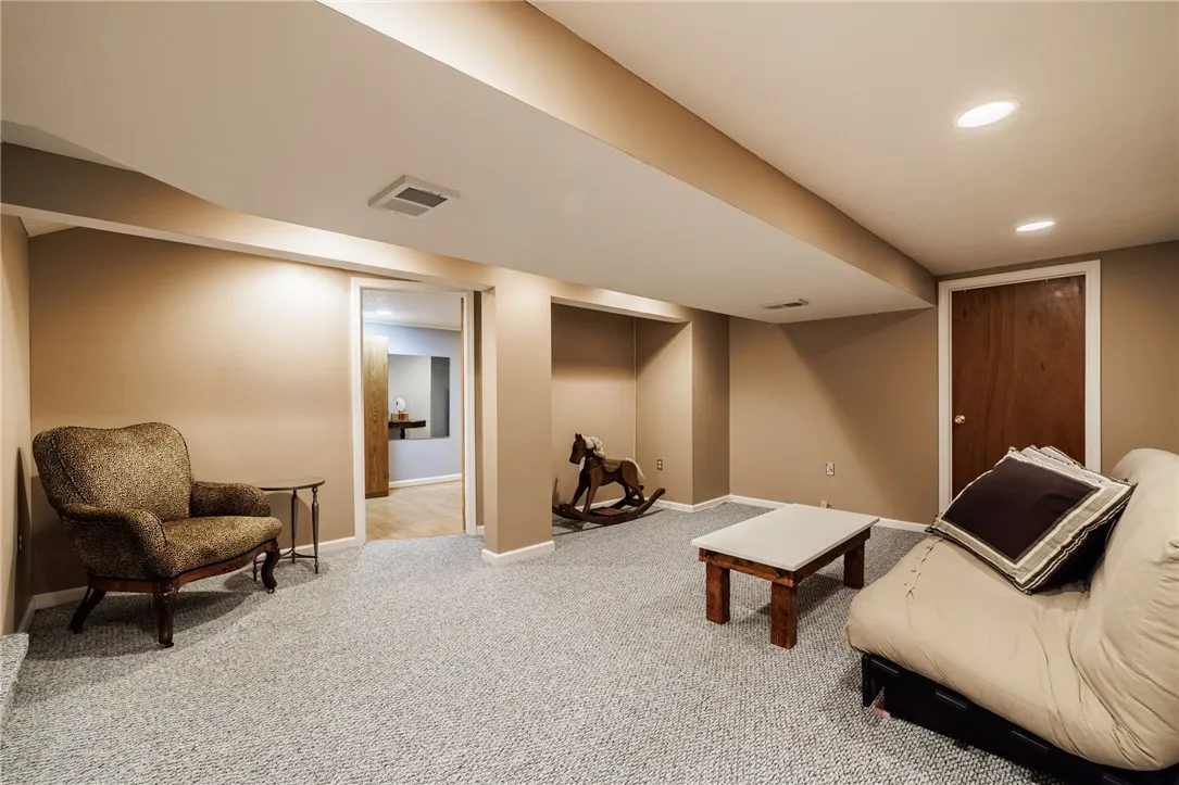 262 Beresford Road, Rochester, New York 14610, Rochester, New York 14610, 3 Bedrooms Bedrooms, 8 Rooms Rooms,2 BathroomsBathrooms,Residential,Closed,262 Beresford Road, Rochester, New York 14610,0,R1634002