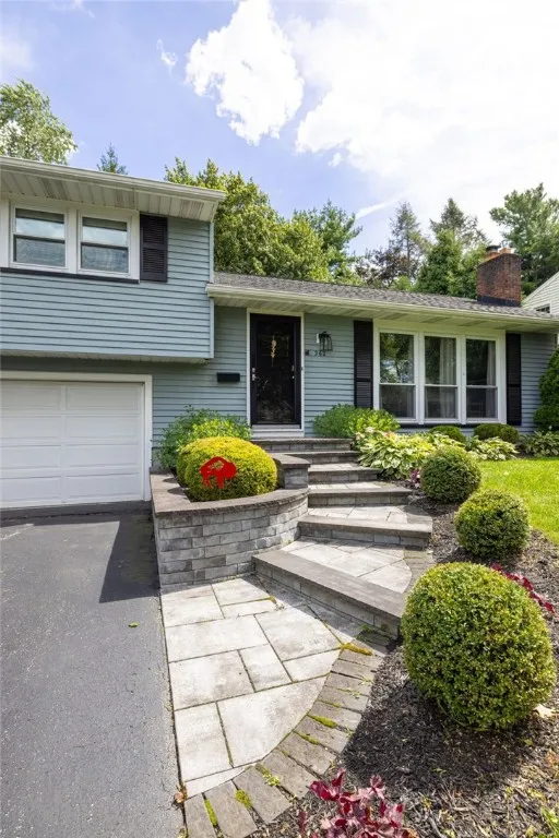 262 Beresford Road, Rochester, New York 14610, Rochester, New York 14610, 3 Bedrooms Bedrooms, 8 Rooms Rooms,2 BathroomsBathrooms,Residential,Closed,262 Beresford Road, Rochester, New York 14610,0,R1634002