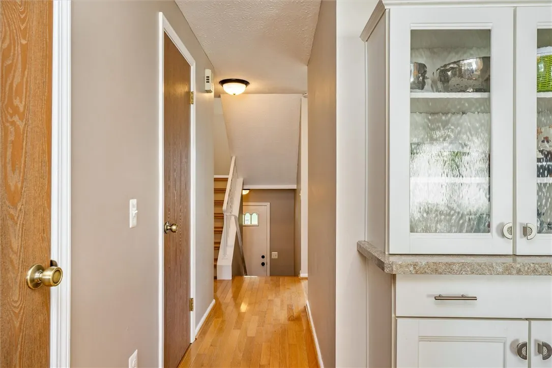 1182 Cunningham Dr, Victor, New York 14564, Victor, New York 14564, 3 Bedrooms Bedrooms, 8 Rooms Rooms,1 BathroomBathrooms,Residential,For Sale,1182 Cunningham Dr, Victor, New York 14564,0,R1633882