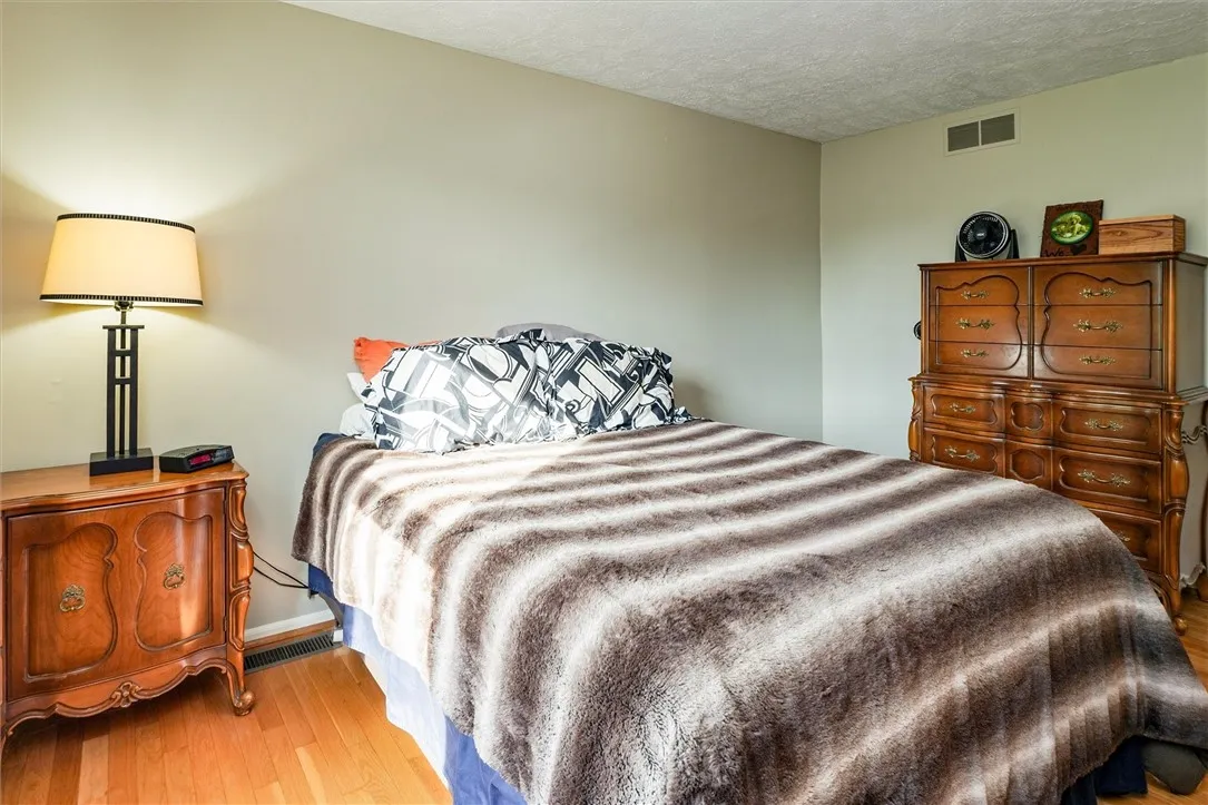 1182 Cunningham Dr, Victor, New York 14564, Victor, New York 14564, 3 Bedrooms Bedrooms, 8 Rooms Rooms,1 BathroomBathrooms,Residential,For Sale,1182 Cunningham Dr, Victor, New York 14564,0,R1633882