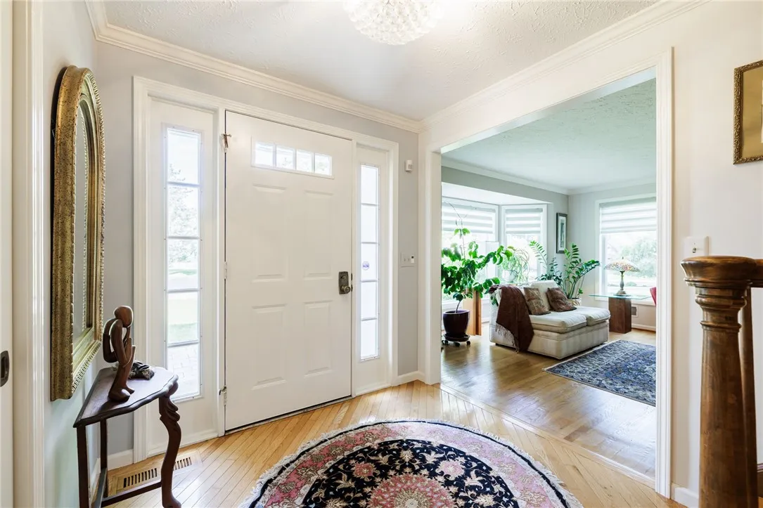 2 White Briar, Pittsford, New York 14534, Pittsford, New York 14534, 5 Bedrooms Bedrooms, 13 Rooms Rooms,2 BathroomsBathrooms,Residential,Closed,2 White Briar, Pittsford, New York 14534,0,R1635111