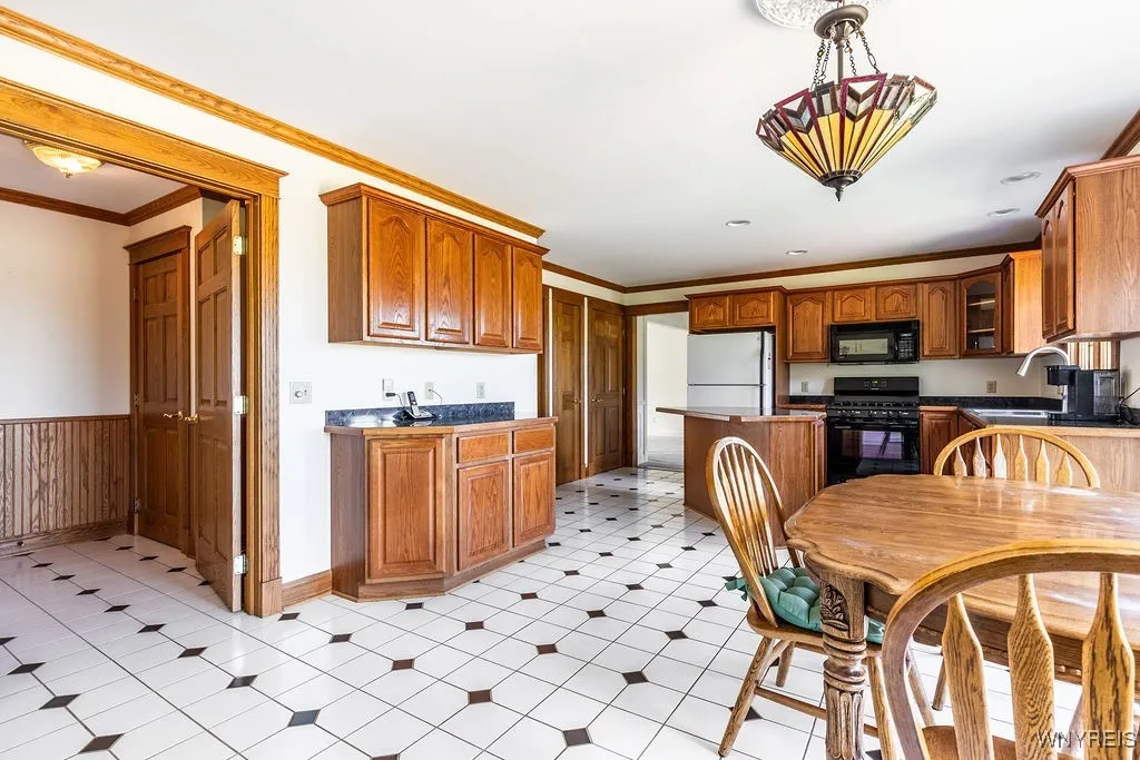 Rear entry off garage with additional storage