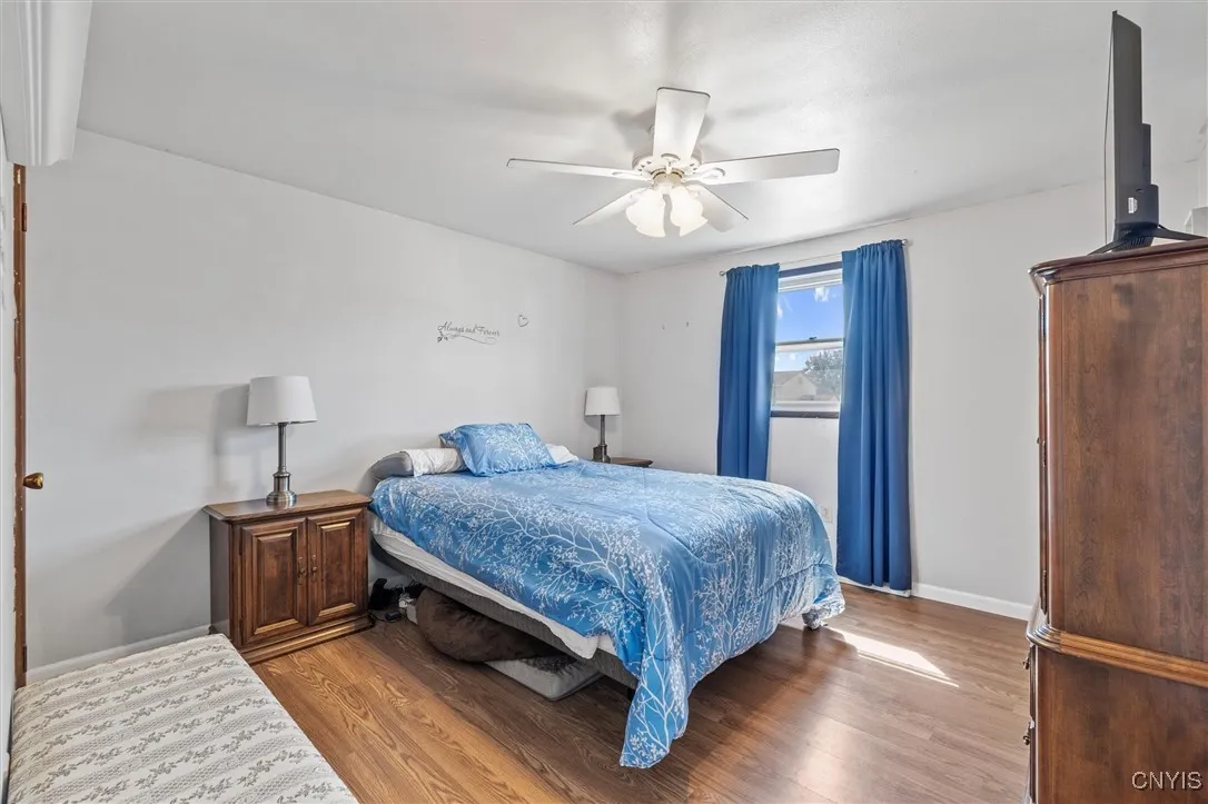 8050 Evesborough Drive, Clay, New York 13041, Clay, New York 13041, 3 Bedrooms Bedrooms, 10 Rooms Rooms,1 BathroomBathrooms,Residential,Closed,8050 Evesborough Drive, Clay, New York 13041,0,S1635127