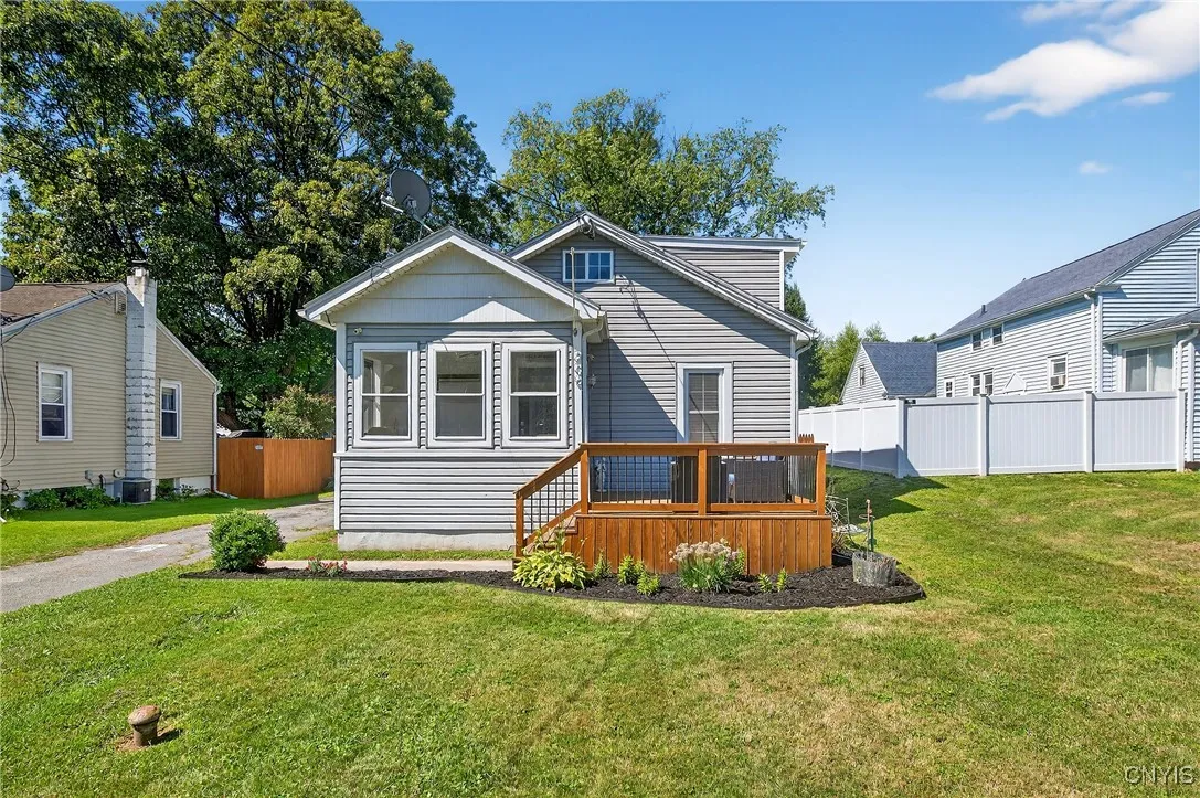 209 Breman Avenue, Salina, New York 13211, Salina, New York 13211, 2 Bedrooms Bedrooms, 6 Rooms Rooms,2 BathroomsBathrooms,Residential,Closed,209 Breman Avenue, Salina, New York 13211,0,S1634976