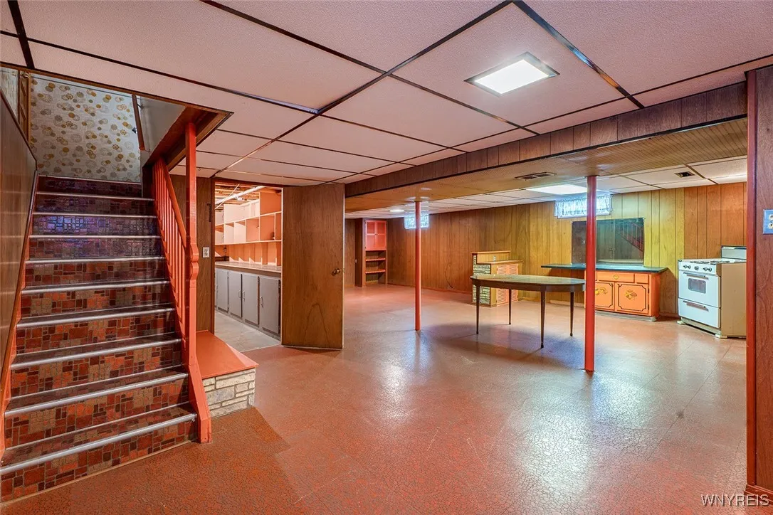 8 Satinwood Drive, Cheektowaga, New York 14225, Cheektowaga, New York 14225, 3 Bedrooms Bedrooms, 7 Rooms Rooms,1 BathroomBathrooms,Residential,For Sale,8 Satinwood Drive, Cheektowaga, New York 14225,0,B1631484