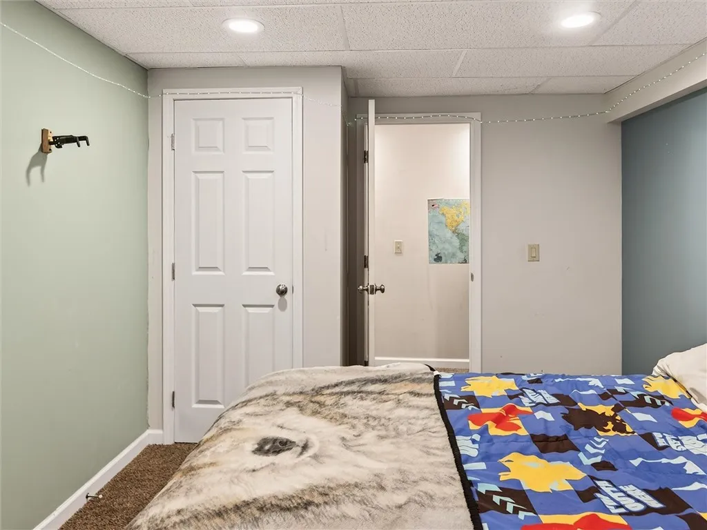 29 Bridgewood Drive, Perinton, New York 14450, Perinton, New York 14450, 5 Bedrooms Bedrooms, 13 Rooms Rooms,3 BathroomsBathrooms,Residential,Closed,29 Bridgewood Drive, Perinton, New York 14450,0,R1633981