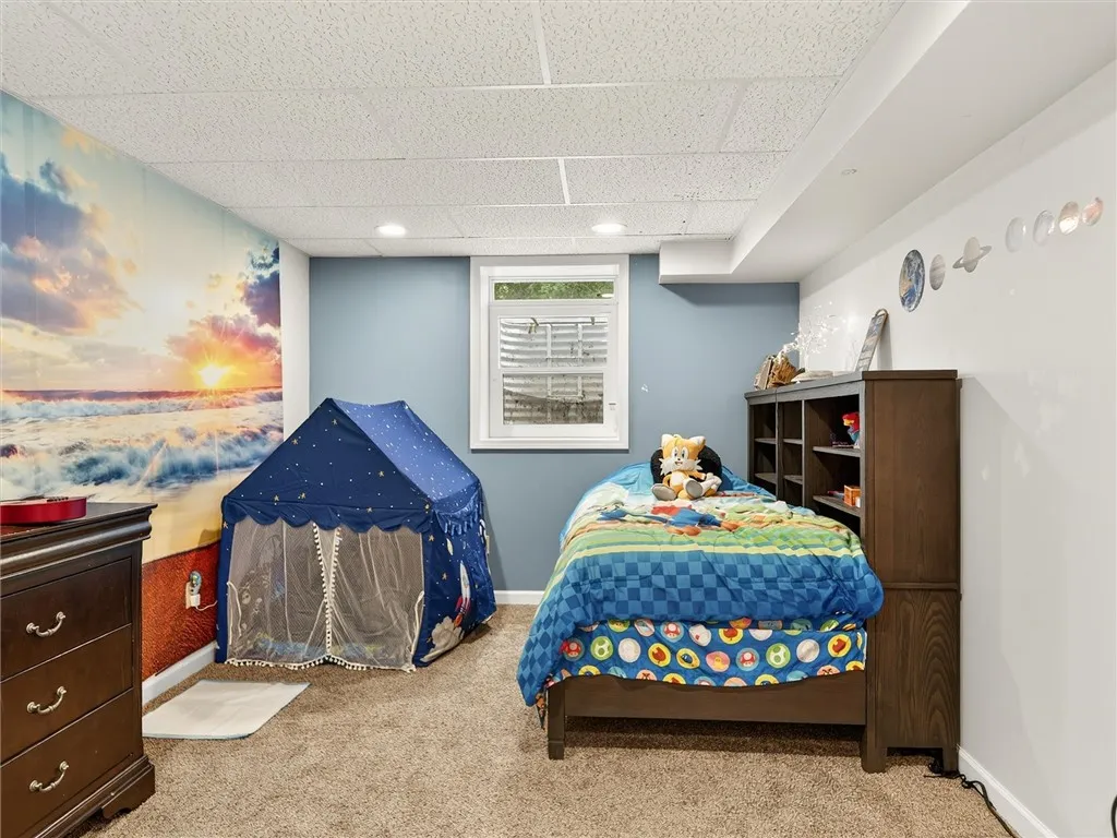 29 Bridgewood Drive, Perinton, New York 14450, Perinton, New York 14450, 5 Bedrooms Bedrooms, 13 Rooms Rooms,3 BathroomsBathrooms,Residential,Closed,29 Bridgewood Drive, Perinton, New York 14450,0,R1633981