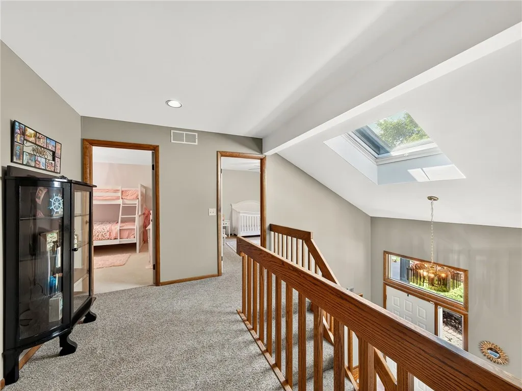 29 Bridgewood Drive, Perinton, New York 14450, Perinton, New York 14450, 5 Bedrooms Bedrooms, 13 Rooms Rooms,3 BathroomsBathrooms,Residential,Closed,29 Bridgewood Drive, Perinton, New York 14450,0,R1633981