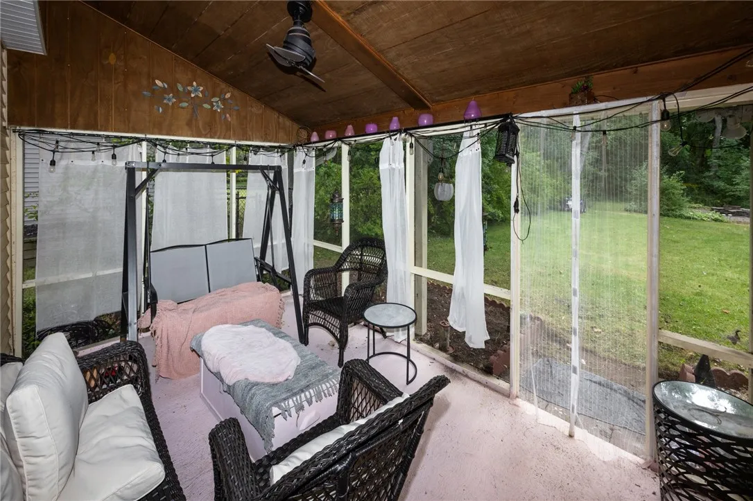 116 Rowley Drive, Gates, New York 14624, Gates, New York 14624, 3 Bedrooms Bedrooms, 6 Rooms Rooms,1 BathroomBathrooms,Residential,For Sale,116 Rowley Drive, Gates, New York 14624,0,R1634965