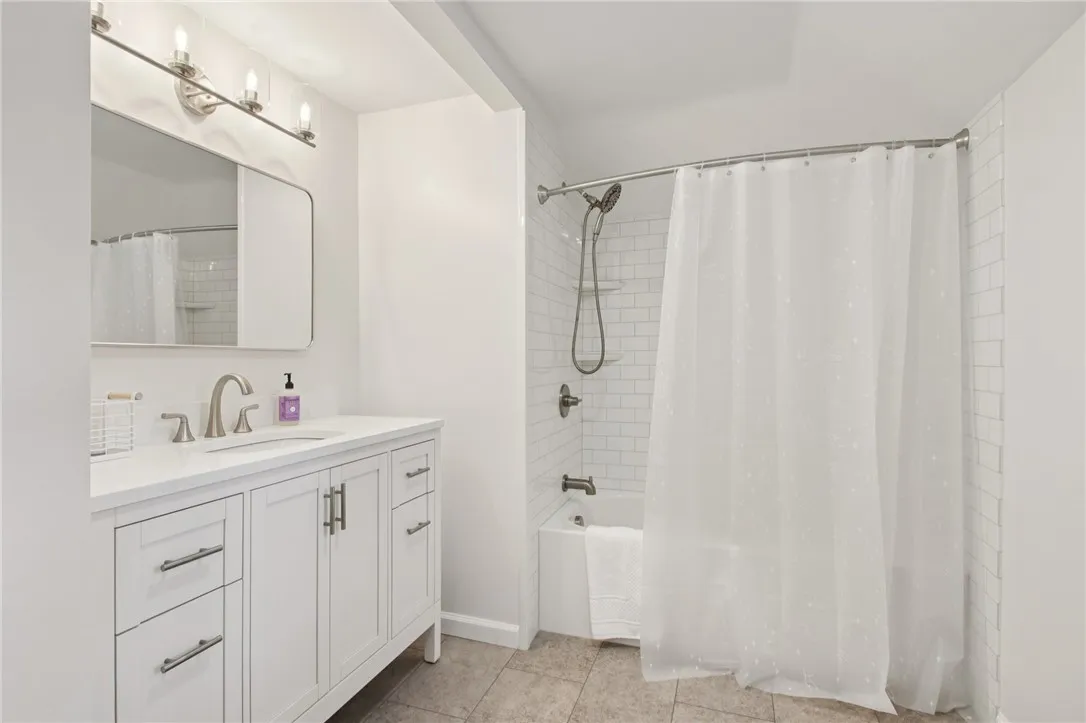 176 Harvington Drive, Irondequoit, New York 14617, Irondequoit, New York 14617, 3 Bedrooms Bedrooms, 7 Rooms Rooms,2 BathroomsBathrooms,Residential,Closed,176 Harvington Drive, Irondequoit, New York 14617,0,R1633733