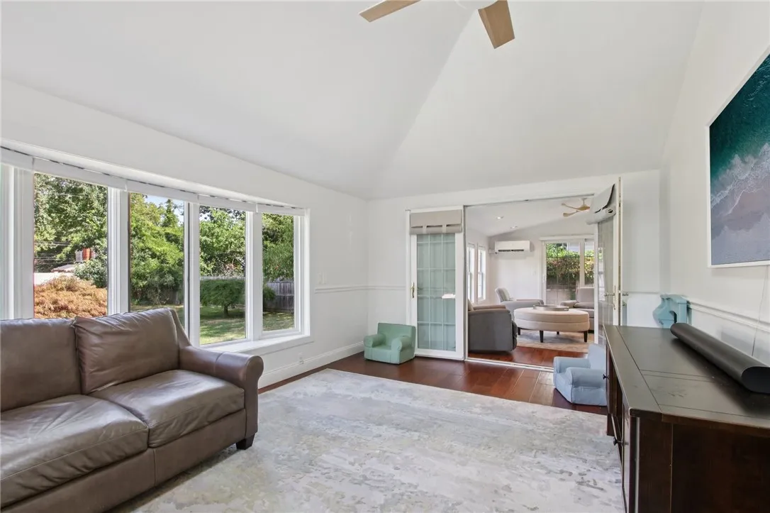 176 Harvington Drive, Irondequoit, New York 14617, Irondequoit, New York 14617, 3 Bedrooms Bedrooms, 7 Rooms Rooms,2 BathroomsBathrooms,Residential,Closed,176 Harvington Drive, Irondequoit, New York 14617,0,R1633733