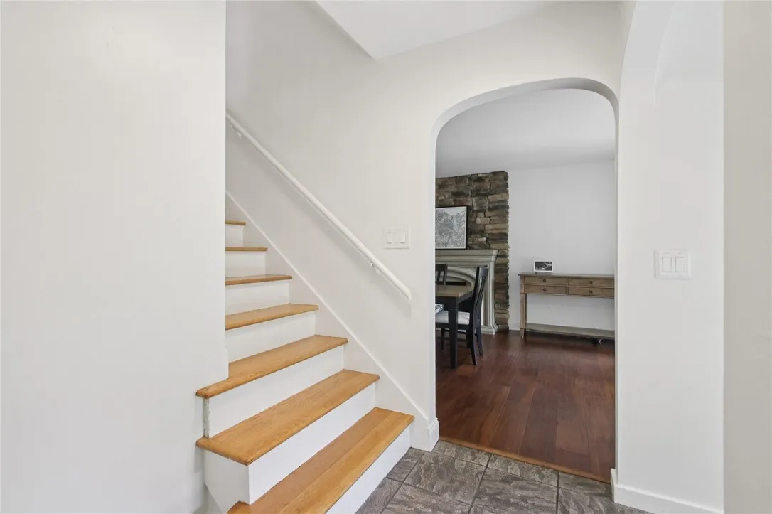 176 Harvington Drive, Irondequoit, New York 14617, Irondequoit, New York 14617, 3 Bedrooms Bedrooms, 7 Rooms Rooms,2 BathroomsBathrooms,Residential,Closed,176 Harvington Drive, Irondequoit, New York 14617,0,R1633733