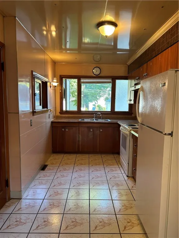 114 Christian Ave Avenue, Rochester, New York 1461, Rochester, New York 14615, 3 Bedrooms Bedrooms, 5 Rooms Rooms,1 BathroomBathrooms,Residential,Closed,114 Christian Ave Avenue, Rochester, New York 1461,0,R1635081