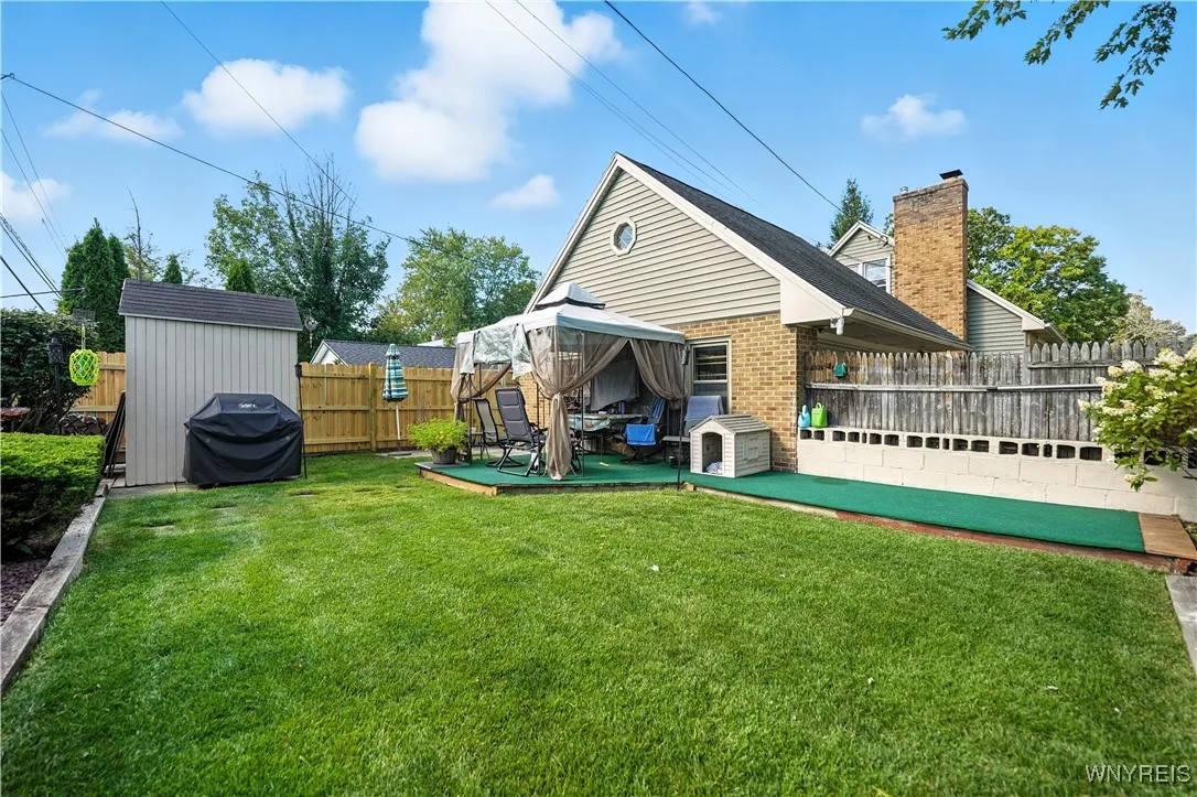 336 Roycroft Boulevard, Amherst, New York 14226, Amherst, New York 14226, 4 Bedrooms Bedrooms, 7 Rooms Rooms,2 BathroomsBathrooms,Residential,For Sale,336 Roycroft Boulevard, Amherst, New York 14226,0,B1634380