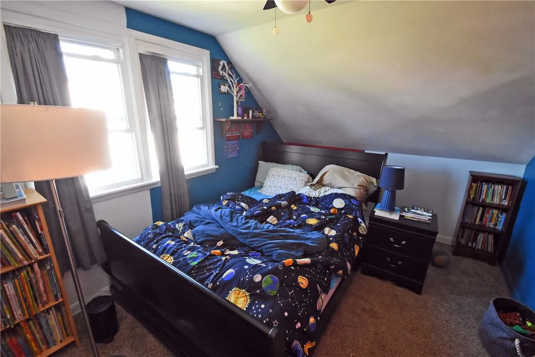 83 Winsor Circle, Elmira, New York 14905, Elmira, New York 14905, 4 Bedrooms Bedrooms, 7 Rooms Rooms,1 BathroomBathrooms,Residential,Closed,83 Winsor Circle, Elmira, New York 14905,0,R1635157