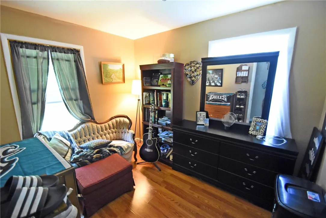 83 Winsor Circle, Elmira, New York 14905, Elmira, New York 14905, 4 Bedrooms Bedrooms, 7 Rooms Rooms,1 BathroomBathrooms,Residential,Closed,83 Winsor Circle, Elmira, New York 14905,0,R1635157