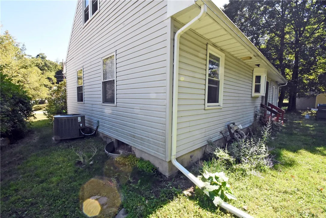 83 Winsor Circle, Elmira, New York 14905, Elmira, New York 14905, 4 Bedrooms Bedrooms, 7 Rooms Rooms,1 BathroomBathrooms,Residential,Closed,83 Winsor Circle, Elmira, New York 14905,0,R1635157