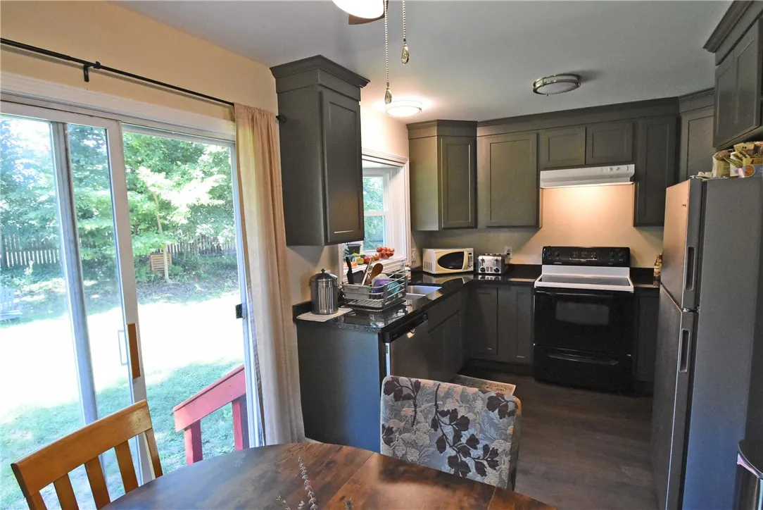 83 Winsor Circle, Elmira, New York 14905, Elmira, New York 14905, 4 Bedrooms Bedrooms, 7 Rooms Rooms,1 BathroomBathrooms,Residential,Closed,83 Winsor Circle, Elmira, New York 14905,0,R1635157