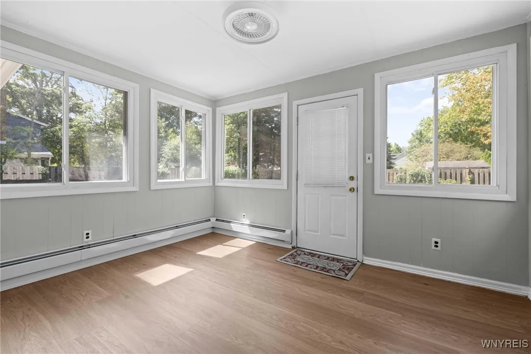 68 Dolphin Drive, Grand Island, New York 14072, Grand Island, New York 14072, 4 Bedrooms Bedrooms, 13 Rooms Rooms,2 BathroomsBathrooms,Residential,For Sale,68 Dolphin Drive, Grand Island, New York 14072,0,B1616952