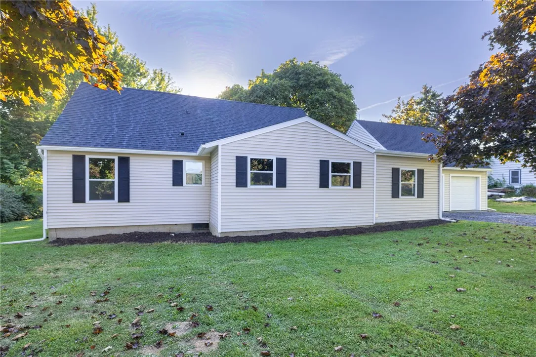 3315 Middle Cheshire Road, Canandaigua Town, New Y, Canandaigua Town, New York 14424, 3 Bedrooms Bedrooms, 6 Rooms Rooms,2 BathroomsBathrooms,Residential,Closed,3315 Middle Cheshire Road, Canandaigua Town, New Y,0,R1633220