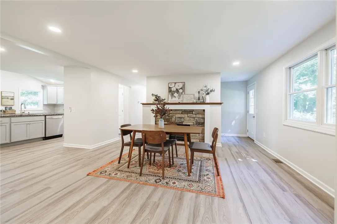 3315 Middle Cheshire Road, Canandaigua Town, New Y, Canandaigua Town, New York 14424, 3 Bedrooms Bedrooms, 6 Rooms Rooms,2 BathroomsBathrooms,Residential,Closed,3315 Middle Cheshire Road, Canandaigua Town, New Y,0,R1633220