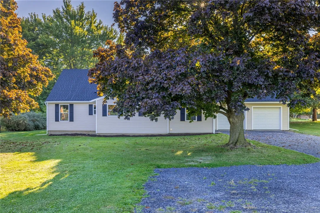 3315 Middle Cheshire Road, Canandaigua Town, New Y, Canandaigua Town, New York 14424, 3 Bedrooms Bedrooms, 6 Rooms Rooms,2 BathroomsBathrooms,Residential,Closed,3315 Middle Cheshire Road, Canandaigua Town, New Y,0,R1633220