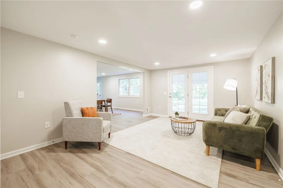 3315 Middle Cheshire Road, Canandaigua Town, New Y, Canandaigua Town, New York 14424, 3 Bedrooms Bedrooms, 6 Rooms Rooms,2 BathroomsBathrooms,Residential,Closed,3315 Middle Cheshire Road, Canandaigua Town, New Y,0,R1633220