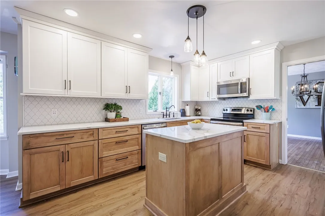 20 Ironwood Drive, Perinton, New York 14450, Perinton, New York 14450, 4 Bedrooms Bedrooms, 8 Rooms Rooms,2 BathroomsBathrooms,Residential,Closed,20 Ironwood Drive, Perinton, New York 14450,0,R1635195