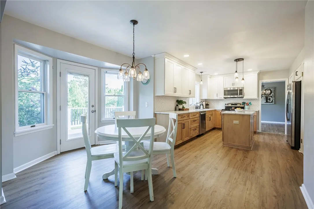 20 Ironwood Drive, Perinton, New York 14450, Perinton, New York 14450, 4 Bedrooms Bedrooms, 8 Rooms Rooms,2 BathroomsBathrooms,Residential,Closed,20 Ironwood Drive, Perinton, New York 14450,0,R1635195