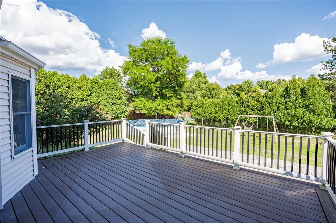 20 Ironwood Drive, Perinton, New York 14450, Perinton, New York 14450, 4 Bedrooms Bedrooms, 8 Rooms Rooms,2 BathroomsBathrooms,Residential,Closed,20 Ironwood Drive, Perinton, New York 14450,0,R1635195