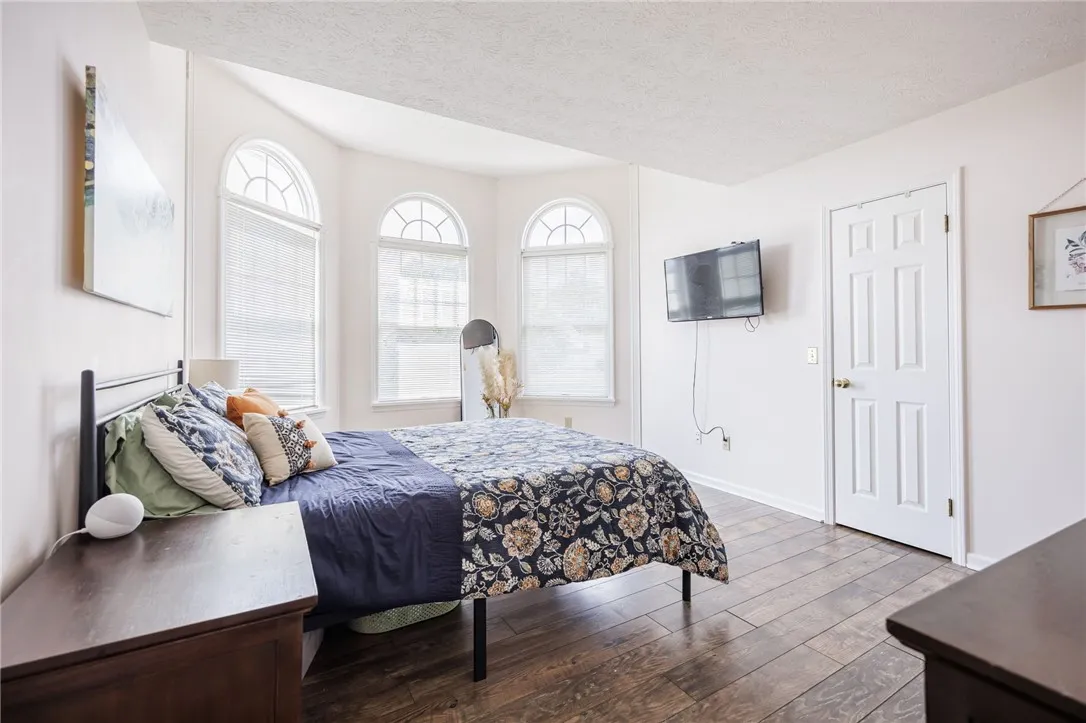 20 Ironwood Drive, Perinton, New York 14450, Perinton, New York 14450, 4 Bedrooms Bedrooms, 8 Rooms Rooms,2 BathroomsBathrooms,Residential,Closed,20 Ironwood Drive, Perinton, New York 14450,0,R1635195