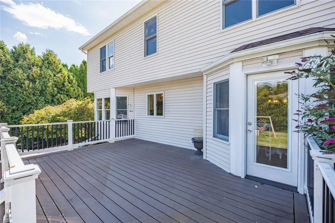 20 Ironwood Drive, Perinton, New York 14450, Perinton, New York 14450, 4 Bedrooms Bedrooms, 8 Rooms Rooms,2 BathroomsBathrooms,Residential,Closed,20 Ironwood Drive, Perinton, New York 14450,0,R1635195