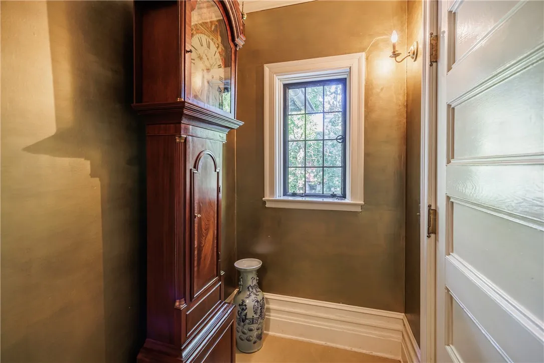 901 East Avenue D, Rochester, New York 14607, Rochester, New York 14607, 2 Bedrooms Bedrooms, 6 Rooms Rooms,2 BathroomsBathrooms,Residential,Closed,901 East Avenue D, Rochester, New York 14607,0,R1633158