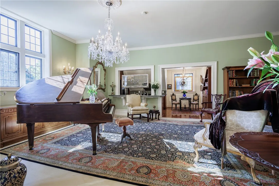 901 East Avenue D, Rochester, New York 14607, Rochester, New York 14607, 2 Bedrooms Bedrooms, 6 Rooms Rooms,2 BathroomsBathrooms,Residential,Closed,901 East Avenue D, Rochester, New York 14607,0,R1633158