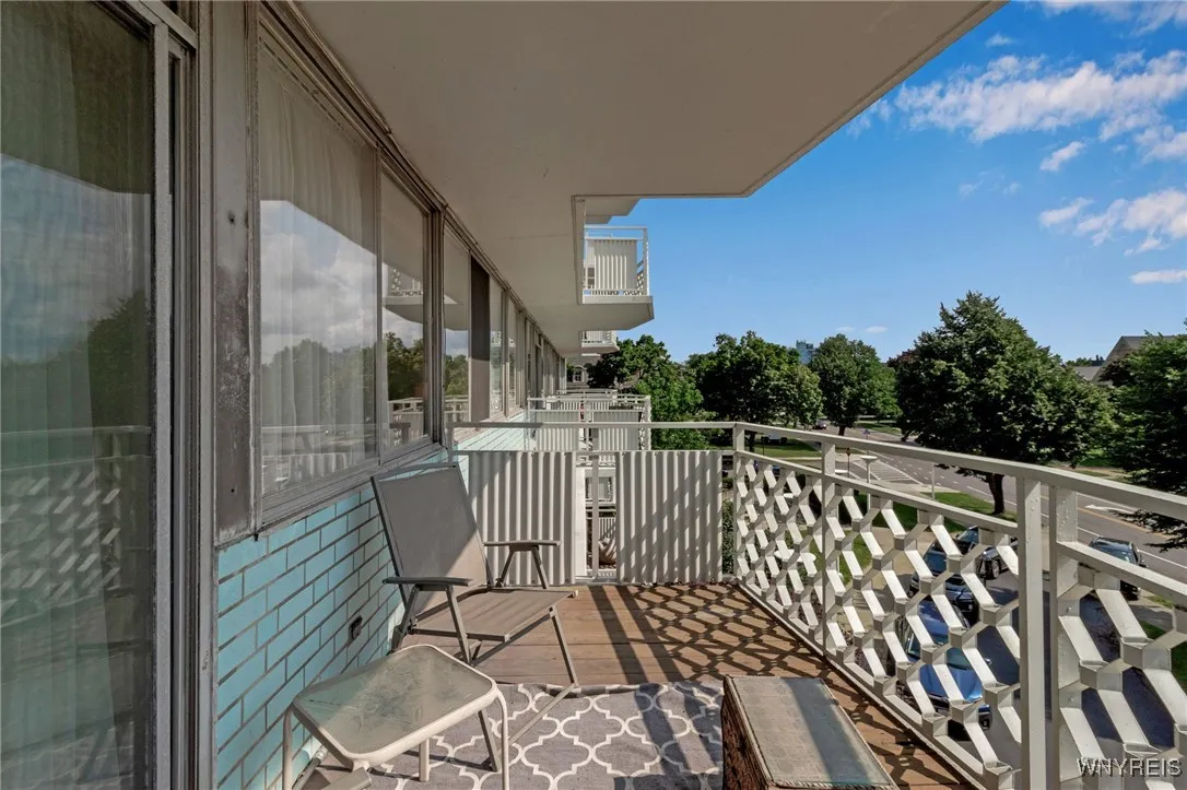 1088 Delaware Avenue 3c, Buffalo, New York 14209, Buffalo, New York 14209, 1 Bedroom Bedrooms, 3 Rooms Rooms,1 BathroomBathrooms,Residential,Closed,1088 Delaware Avenue 3c, Buffalo, New York 14209,0,B1635107