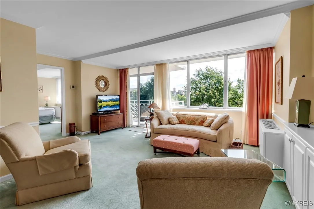 1088 Delaware Avenue 3c, Buffalo, New York 14209, Buffalo, New York 14209, 1 Bedroom Bedrooms, 3 Rooms Rooms,1 BathroomBathrooms,Residential,Closed,1088 Delaware Avenue 3c, Buffalo, New York 14209,0,B1635107