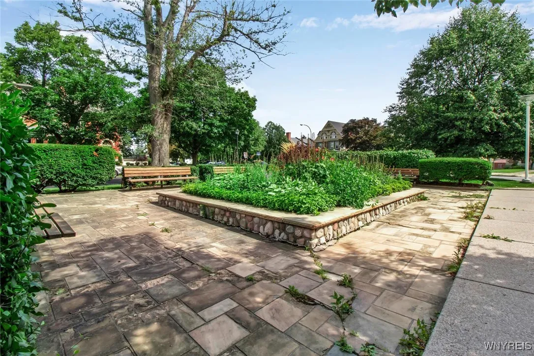 1088 Delaware Avenue 3c, Buffalo, New York 14209, Buffalo, New York 14209, 1 Bedroom Bedrooms, 3 Rooms Rooms,1 BathroomBathrooms,Residential,Closed,1088 Delaware Avenue 3c, Buffalo, New York 14209,0,B1635107