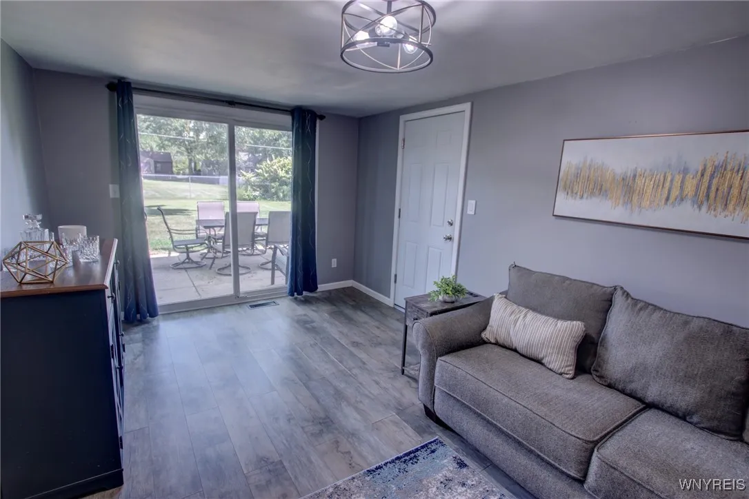 1533 Jamaica, North Tonawanda, New York 14120, North Tonawanda, New York 14120, 3 Bedrooms Bedrooms, 7 Rooms Rooms,1 BathroomBathrooms,Residential,Closed,1533 Jamaica, North Tonawanda, New York 14120,0,B1634713