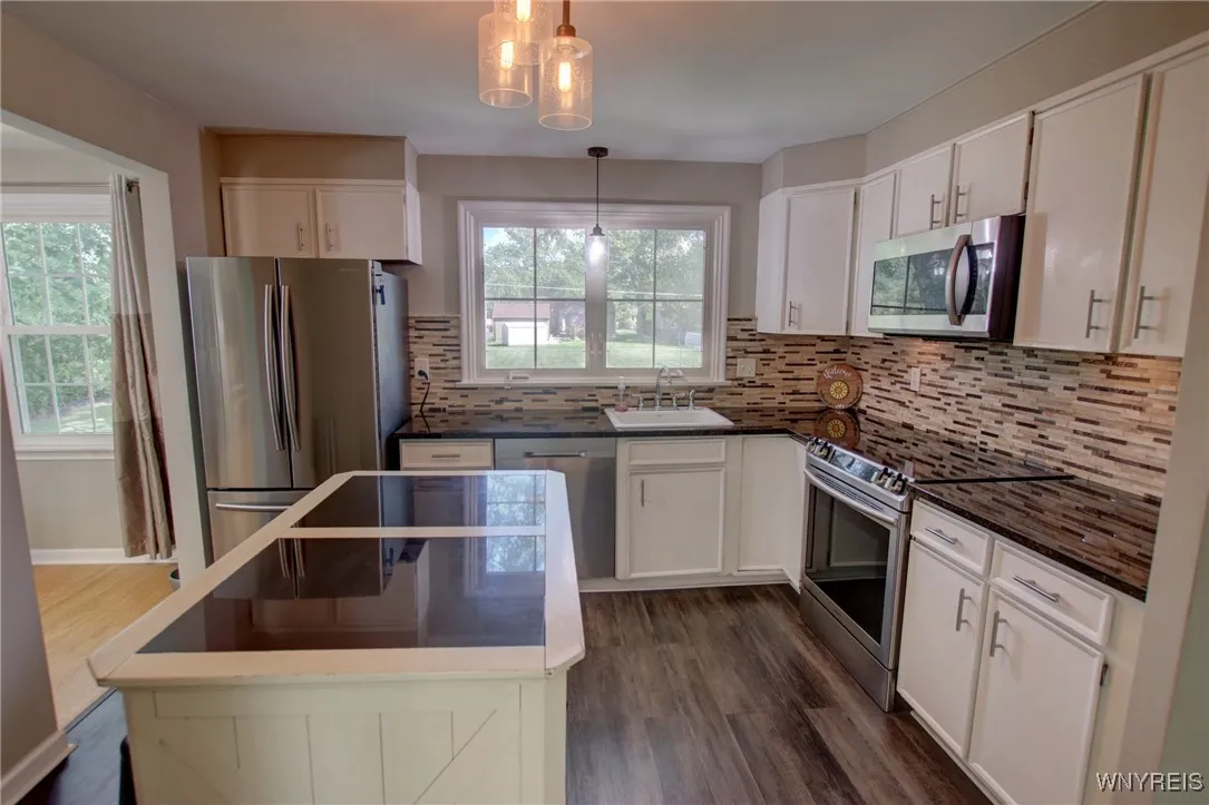 1533 Jamaica, North Tonawanda, New York 14120, North Tonawanda, New York 14120, 3 Bedrooms Bedrooms, 7 Rooms Rooms,1 BathroomBathrooms,Residential,Closed,1533 Jamaica, North Tonawanda, New York 14120,0,B1634713