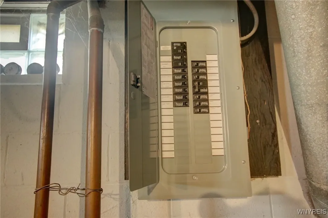 1533 Jamaica, North Tonawanda, New York 14120, North Tonawanda, New York 14120, 3 Bedrooms Bedrooms, 7 Rooms Rooms,1 BathroomBathrooms,Residential,Closed,1533 Jamaica, North Tonawanda, New York 14120,0,B1634713