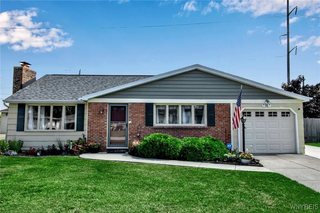 81 Satinwood Drive, Cheektowaga, New York 14225, Cheektowaga, New York 14225, 3 Bedrooms Bedrooms, 6 Rooms Rooms,1 BathroomBathrooms,Residential,Closed,81 Satinwood Drive, Cheektowaga, New York 14225,0,B1635072