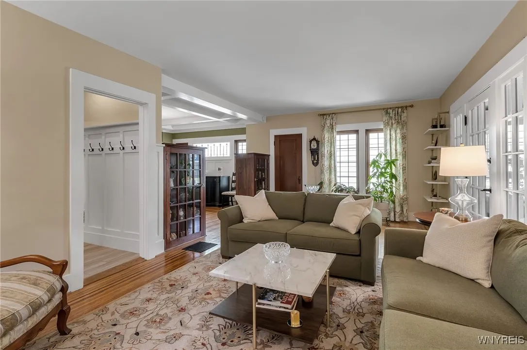 156 Wellington Road, Buffalo, New York 14216, Buffalo, New York 14216, 4 Bedrooms Bedrooms, 8 Rooms Rooms,2 BathroomsBathrooms,Residential,For Sale,156 Wellington Road, Buffalo, New York 14216,0,B1635168