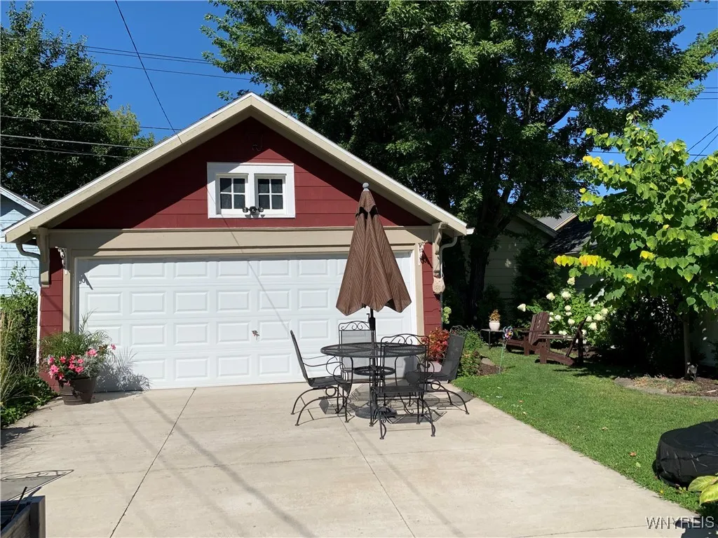 156 Wellington Road, Buffalo, New York 14216, Buffalo, New York 14216, 4 Bedrooms Bedrooms, 8 Rooms Rooms,2 BathroomsBathrooms,Residential,For Sale,156 Wellington Road, Buffalo, New York 14216,0,B1635168